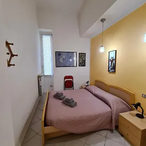https://la-casa-di-rosa.hotelitalianriviera.com